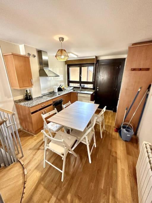 Duplex En Sallent de Gállego Esterno foto