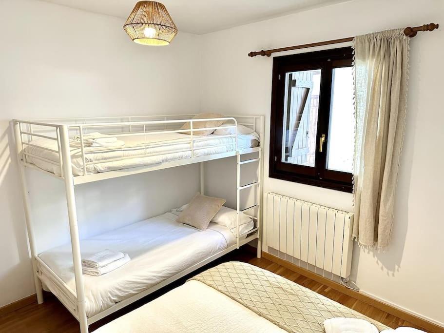 Duplex En Sallent de Gállego Esterno foto